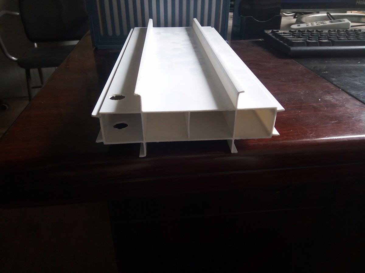 乐山立面拉缝板 (1)150MM宽拉缝板